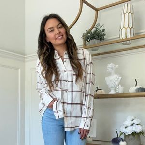 Women's Relaxed Fit Long Sleeve Flannel Button